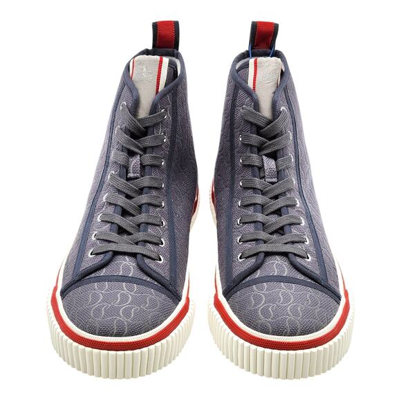 Athletic_Shoes